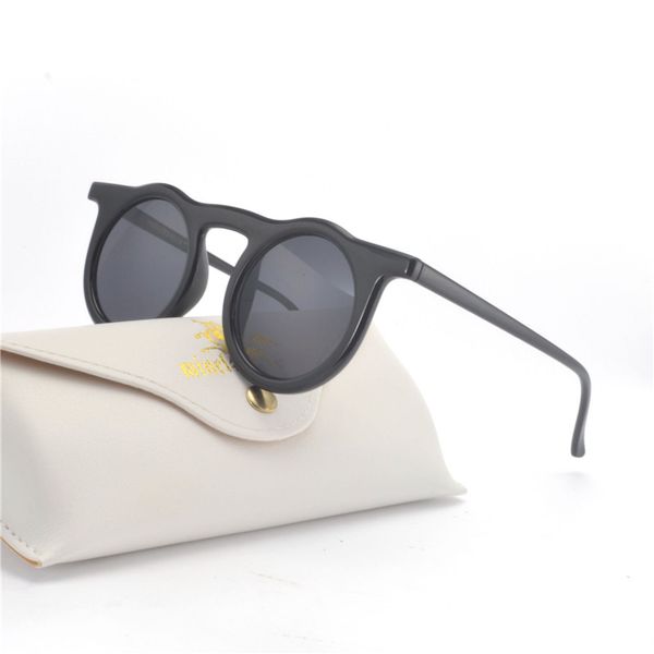 mincl/2019 retro small round sunglasses men male vintage sunglass women hip hop b|lack glasses eyewear uv400 with box nx, White;black
mincl/2019 retro small round sunglasses men male vintage sunglass women hip hop b|lack glasses eyewear uv400 with box nx, White;black