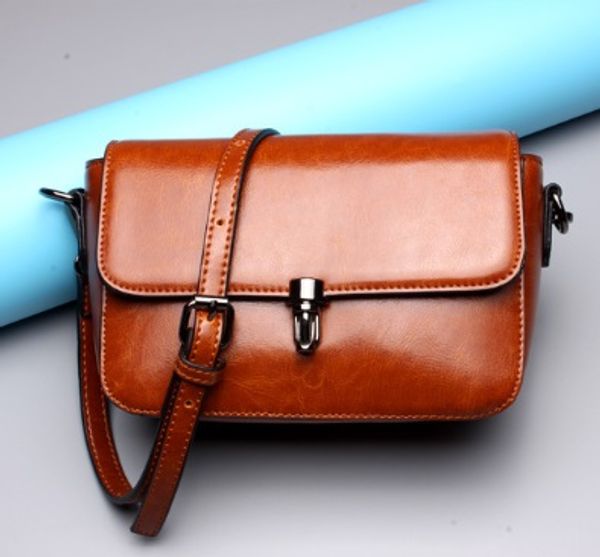 brand women genuine leather messenger bag shoulder bag fashion chain bag women small package purse with luxury wallets
brand women genuine leather messenger bag shoulder bag fashion chain bag women small package purse with luxury wallets