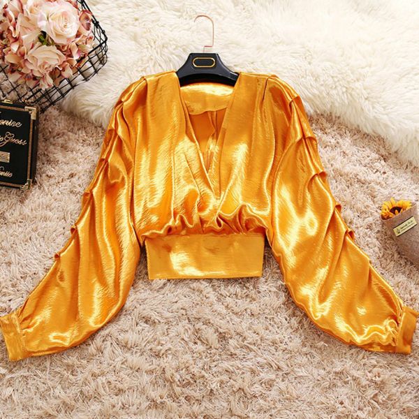 2018 long lantern sleeve v neck high waist short satin blouses women fashion short shiny satin shirts women, White
2018 long lantern sleeve v neck high waist short satin blouses women fashion short shiny satin shirts women, White