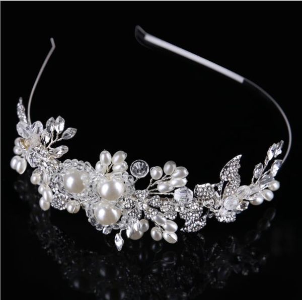 european style bride, handmade pearl glass buckle stage banquet, bride wedding headwear crown, Slivery;golden
european style bride, handmade pearl glass buckle stage banquet, bride wedding headwear crown, Slivery;golden