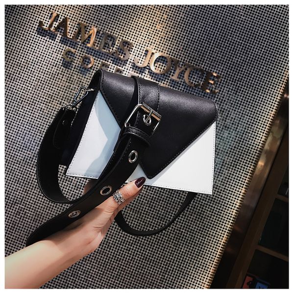 china brand selling two-tone messenger bags purse cross body purse fashion women clutch famous crossbody shoulder bags mumu /10
china brand selling two-tone messenger bags purse cross body purse fashion women clutch famous crossbody shoulder bags mumu /10