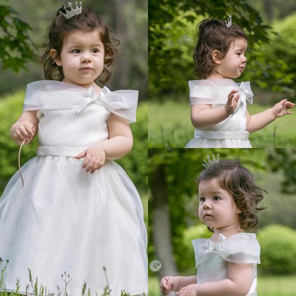 white ball gown girls wedding dresses off the shoulder tulle ruffles floor length toddler little girls ball gown girl pageant dresses, White;blue
white ball gown girls wedding dresses off the shoulder tulle ruffles floor length toddler little girls ball gown girl pageant dresses, White;blue