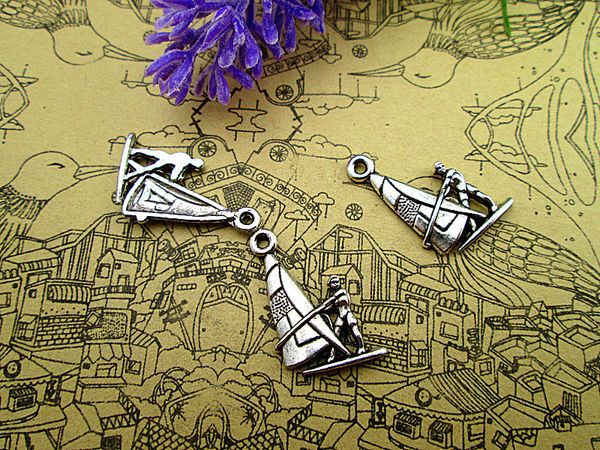 75pcs--wind surfing charms, antique tibetan silver water sports charm pendants, diy supplies,22x15mm, Bronze;silver
75pcs--wind surfing charms, antique tibetan silver water sports charm pendants, diy supplies,22x15mm, Bronze;silver