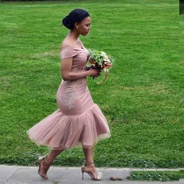 elegant pale mauve off the shoulder bridesmaid dresses applique tea length mermaid wedding guest dresses maid of honor gowns cocktail dress, White;pink
elegant pale mauve off the shoulder bridesmaid dresses applique tea length mermaid wedding guest dresses maid of honor gowns cocktail dress, White;pink