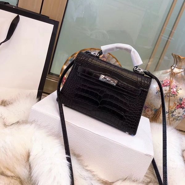 2018 new arrival free shipping Women ella felmale shoulder Bag Classic 21cm Fashion Handbags for female
2018 new arrival free shipping Women ella felmale shoulder Bag Classic 21cm Fashion Handbags for female