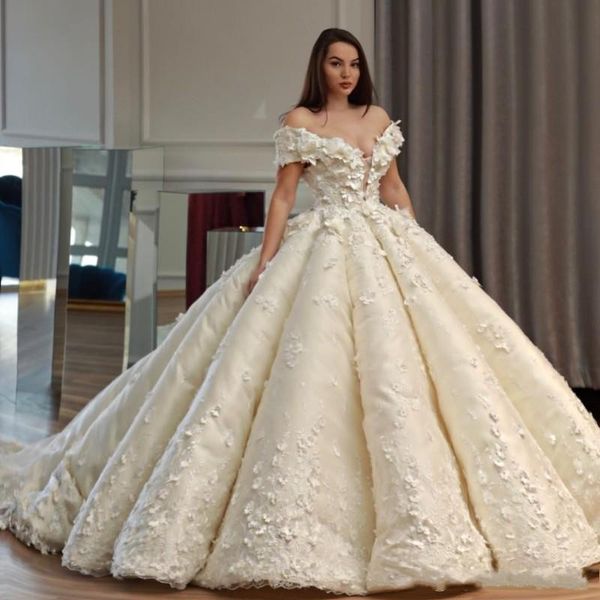 2021 ball gown wedding dress off shoulder beads 3d floral appliques tule floor length custom made charming arabia bridal gowns, White
2021 ball gown wedding dress off shoulder beads 3d floral appliques tule floor length custom made charming arabia bridal gowns, White