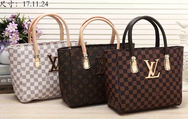 Whole ale 2018 luxury women bag handbag famou de igner handbag ladie handbag fa hion tote bag women 039 pur e bag hand bag le3
Whole ale 2018 luxury women bag handbag famou de igner handbag ladie handbag fa hion tote bag women 039 pur e bag hand bag le3