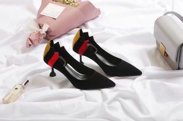 2018 pring new lady hoe uede high heel mixed color pointed toe original package du t bag box 305d
2018 pring new lady hoe uede high heel mixed color pointed toe original package du t bag box 305d