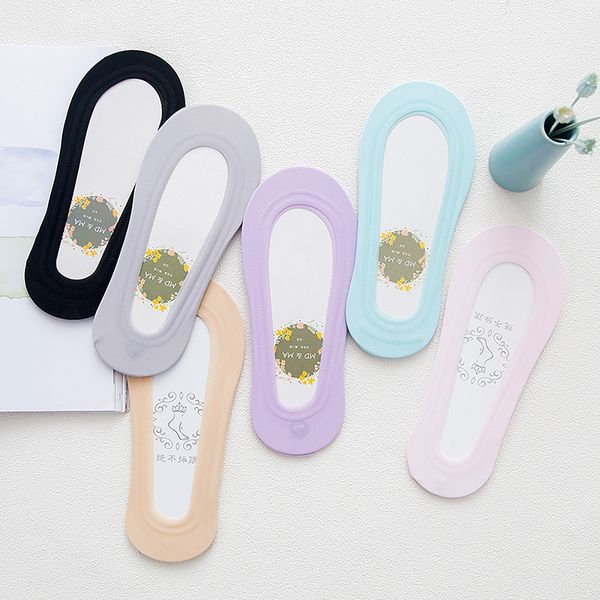 5 pair women cotton antiskid invisible liner no show peds low cut ice sock slippers socks with toes, Black;white
5 pair women cotton antiskid invisible liner no show peds low cut ice sock slippers socks with toes, Black;white