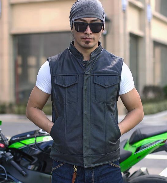 handmade men's genuine leather motorcycle vest stand collar single breasted cow leather biker rider vests thick strong, Black;white
handmade men's genuine leather motorcycle vest stand collar single breasted cow leather biker rider vests thick strong, Black;white
