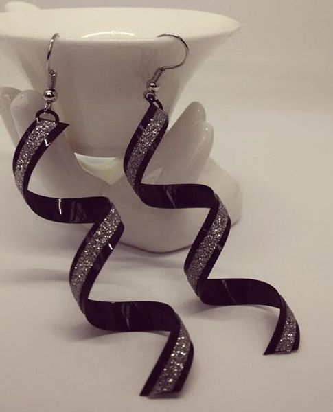 new style european and american individual joker helix geometry earring style is worn arenaceous classical elegant, Silver
new style european and american individual joker helix geometry earring style is worn arenaceous classical elegant, Silver