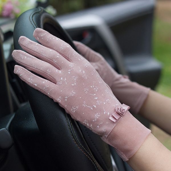 lady sunscreen gloves female summer flower touch screen mittens skid proof breathable guantes anti uv luva feminina b-8355, Blue;gray
lady sunscreen gloves female summer flower touch screen mittens skid proof breathable guantes anti uv luva feminina b-8355, Blue;gray