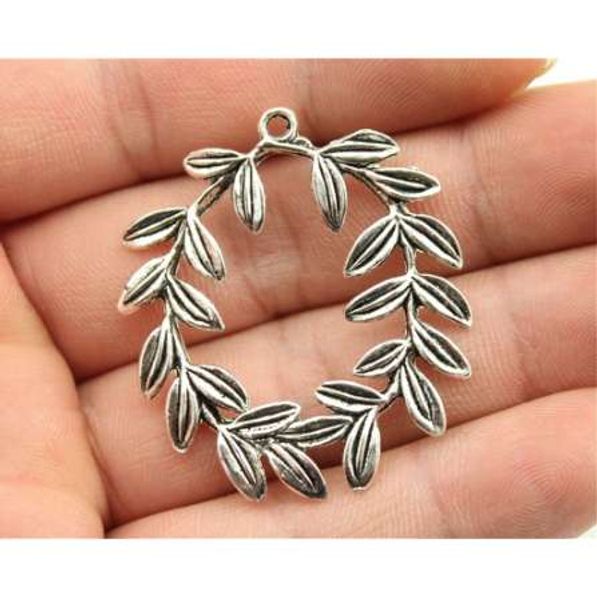 wysiwyg 3pcs 41*36mm fashion 2 colors antique silver, antique bronze color branch circle charms, Bronze;silver
wysiwyg 3pcs 41*36mm fashion 2 colors antique silver, antique bronze color branch circle charms, Bronze;silver