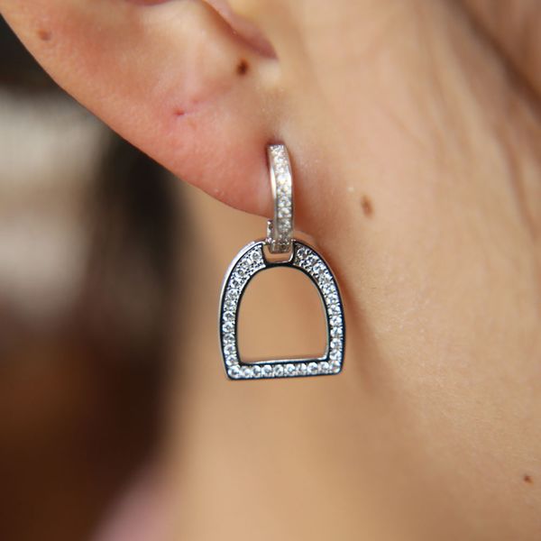 100% real 925 silver bit earring Jewelry cz Snaffle Bit Horse D Dangle Earrings For Women Girl Gifts Delicate
100% real 925 silver bit earring Jewelry cz Snaffle Bit Horse D Dangle Earrings For Women Girl Gifts Delicate