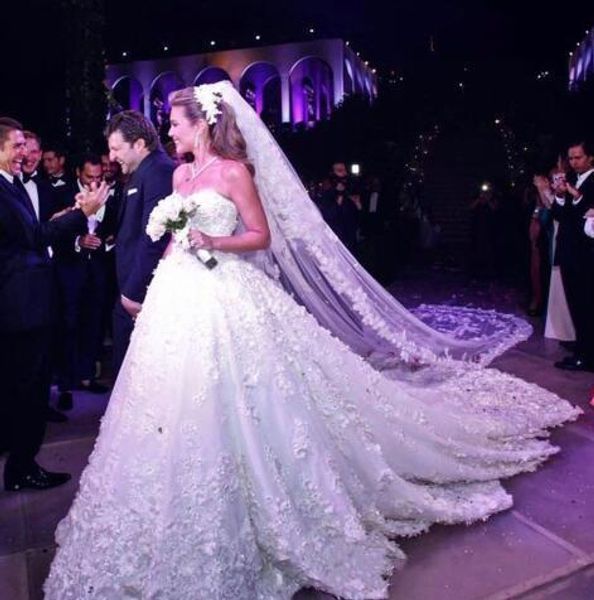 2018 dubai a line wedding dresses sweetheart lace 3d floral appliques strapless beads vestido court train plus size formal bridal gowns, White
2018 dubai a line wedding dresses sweetheart lace 3d floral appliques strapless beads vestido court train plus size formal bridal gowns, White