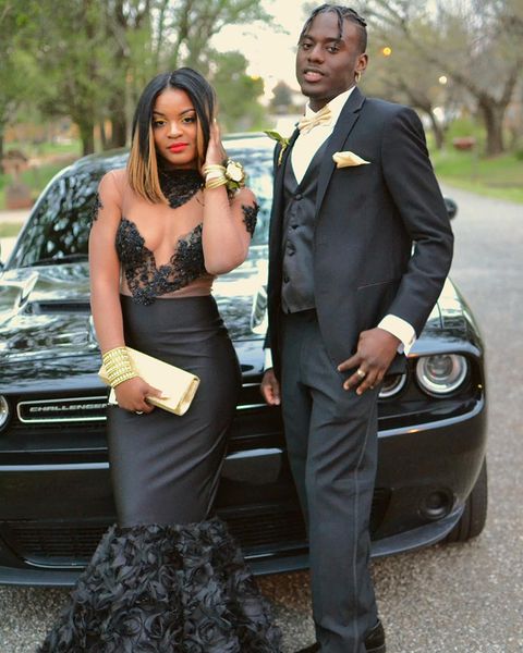 see through mermaid prom dresses long sleeves black lace appliques beaded party dress prom gowns red carpet dress custom made
see through mermaid prom dresses long sleeves black lace appliques beaded party dress prom gowns red carpet dress custom made