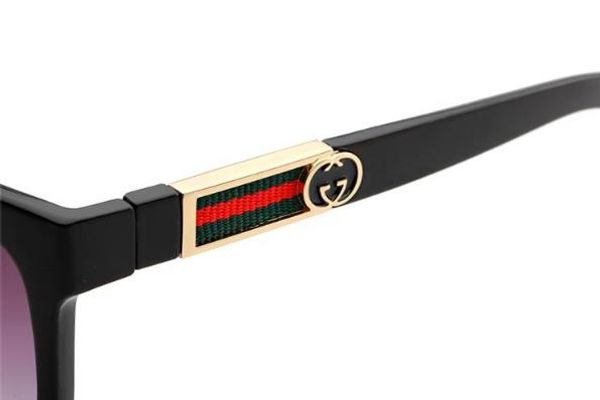 2018 luxury new tyle quare women ungla e italian brand de igner 3880 men un gla e polarized driving por eyegla e
2018 luxury new tyle quare women ungla e italian brand de igner 3880 men un gla e polarized driving por eyegla e