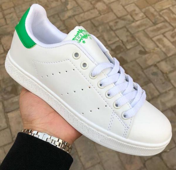 superstar shell toe men's sneakers women's lover running shoes fashion casual shoes mesh lace sneaker gym shoes high quality, Black
superstar shell toe men's sneakers women's lover running shoes fashion casual shoes mesh lace sneaker gym shoes high quality, Black