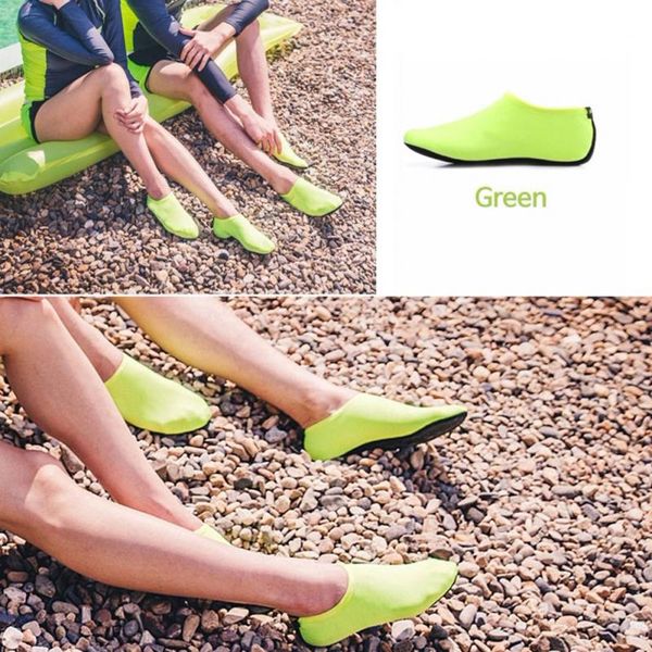 2018 water sports diving socks swimming snorkeling non-slip seaside beach shoes equipped with anti-skid yoga shoes 3pairs/6pcs, Black
2018 water sports diving socks swimming snorkeling non-slip seaside beach shoes equipped with anti-skid yoga shoes 3pairs/6pcs, Black