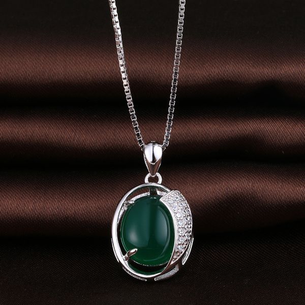 925 pure silver elegant elegant natural green jade chalcedony pendant with zircon direct necklace new
925 pure silver elegant elegant natural green jade chalcedony pendant with zircon direct necklace new