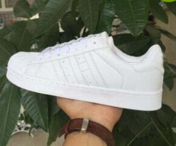 XMAS GIFT NEW Fashion mens Casual shoes Superstar Female Flat Shoes Women Zapatillas Deportivas Mujer Lovers Sapatos Femininos for men shoes
XMAS GIFT NEW Fashion mens Casual shoes Superstar Female Flat Shoes Women Zapatillas Deportivas Mujer Lovers Sapatos Femininos for men shoes