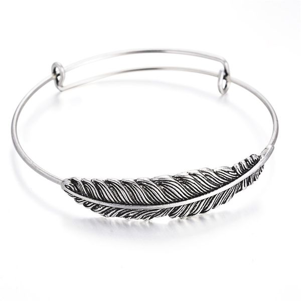 10 pcs fashion bracelet with feathers providing stainless steel toner, adjustable bracelets made from homemade jewelry, Black
10 pcs fashion bracelet with feathers providing stainless steel toner, adjustable bracelets made from homemade jewelry, Black