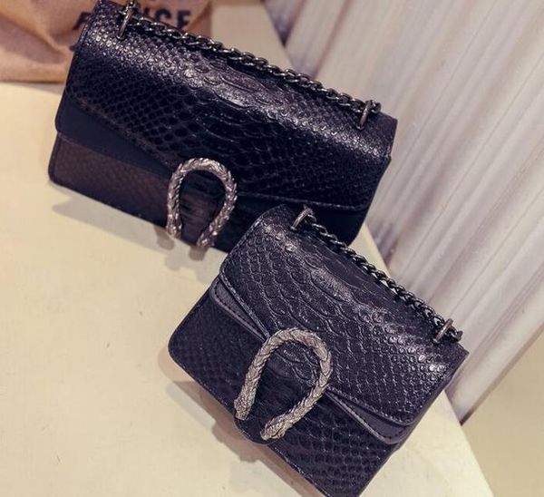 2018 New Designer Handbags snake leather embossed fashion Women bag chain Crossbody PU Bag Brand Messenger sac a main