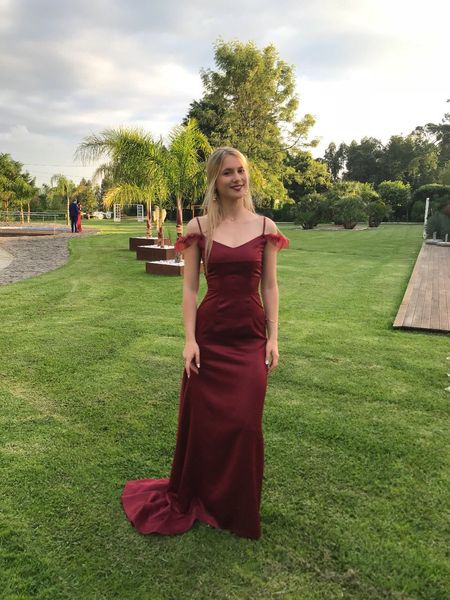 burgundy satin sheath prom dresses sweetheart spaghetti straps evening gowns ruffles shoulder graduation gowns gala jurken, Black
burgundy satin sheath prom dresses sweetheart spaghetti straps evening gowns ruffles shoulder graduation gowns gala jurken, Black