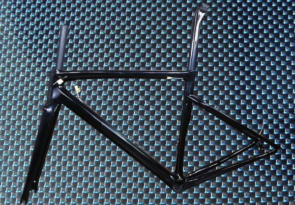 2018 new T1000 UD carbon fiber ultra-light speed change for adult men and women professional road cycling
2018 new T1000 UD carbon fiber ultra-light speed change for adult men and women professional road cycling