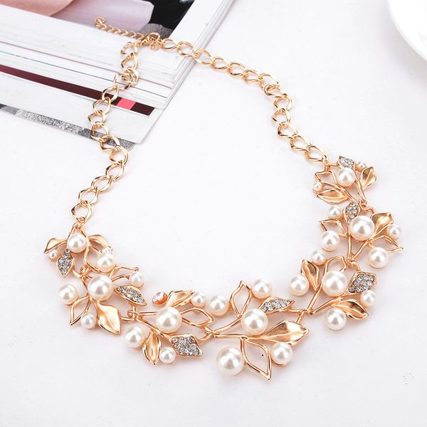 new europe fashion party casual jewelry set women's faux pearl rhinestone leaves necklaces with earrings s97, Silver
new europe fashion party casual jewelry set women's faux pearl rhinestone leaves necklaces with earrings s97, Silver