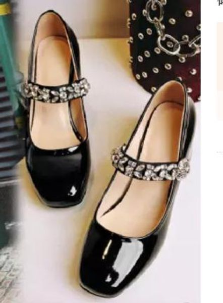 send 2018 spring and autumn new style water drill coarse heel middle heel round head women's shoes, Black
send 2018 spring and autumn new style water drill coarse heel middle heel round head women's shoes, Black
