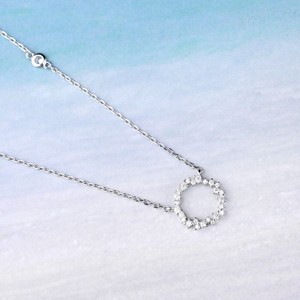 100% 925 sterling circle pendant necklace sterling women's necklace for gift ing, Silver
100% 925 sterling circle pendant necklace sterling women's necklace for gift ing, Silver