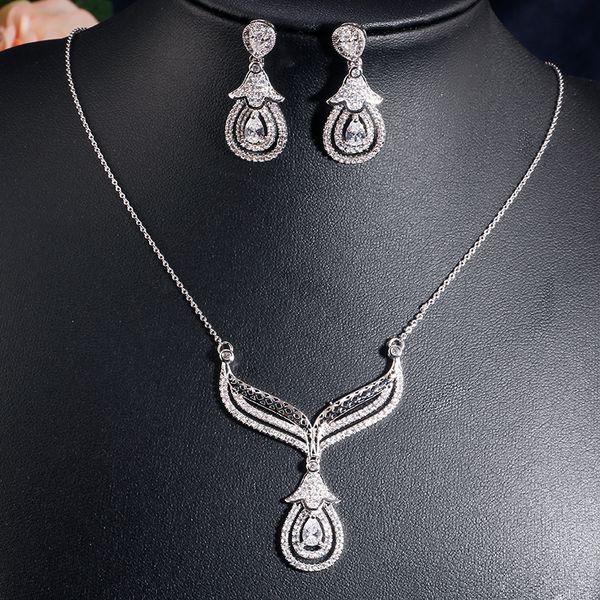 uilz dubai classic cubic zircon wedding jewelry sets bridal necklace set for women engagement us415, Silver
uilz dubai classic cubic zircon wedding jewelry sets bridal necklace set for women engagement us415, Silver
