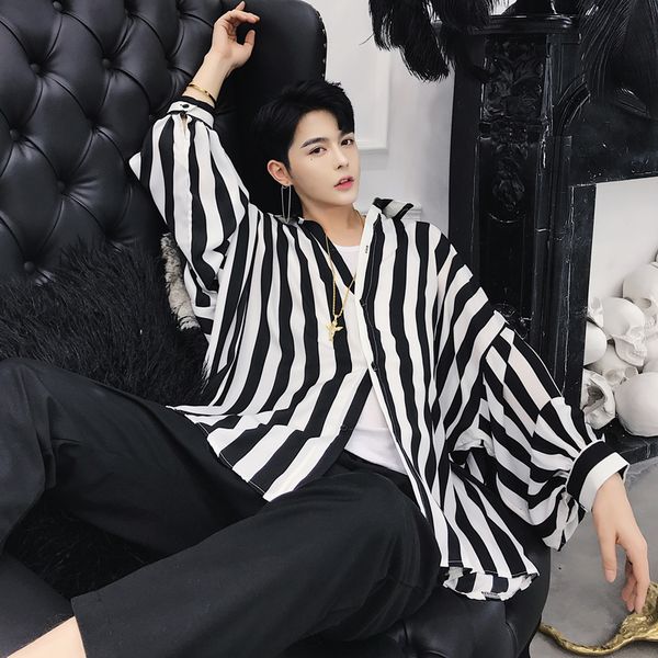 mixcubic 2018 autumn college style simple black white striped shirts men casual loose bat sleeve shirts, White;black
mixcubic 2018 autumn college style simple black white striped shirts men casual loose bat sleeve shirts, White;black
