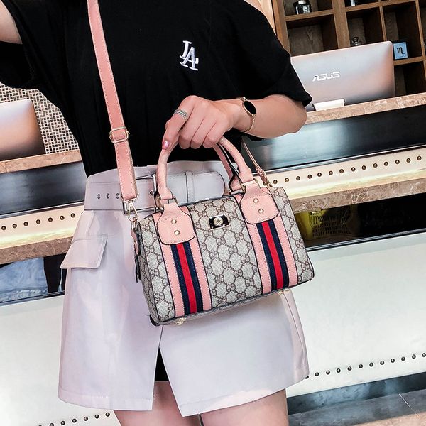 sweet candy color new fashion women boston leather plaid handbags shoulder bag lady casual totes purses sac a main marques bolsos liya/5
sweet candy color new fashion women boston leather plaid handbags shoulder bag lady casual totes purses sac a main marques bolsos liya/5
