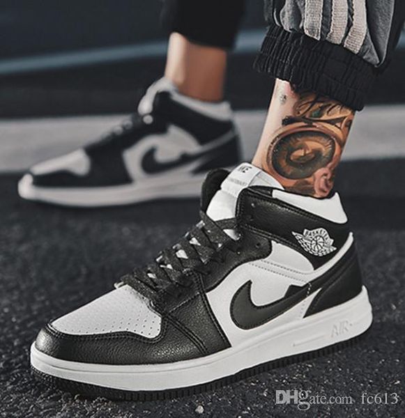 2018 trainer 1 high og game royal banned shadow bred toe casual shoes athletic men 1s backboard shoes silver medal sneakers, Black
2018 trainer 1 high og game royal banned shadow bred toe casual shoes athletic men 1s backboard shoes silver medal sneakers, Black