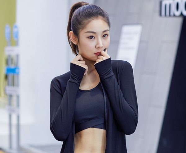 fitness clothes autumn and winter new ladies wholesale high elastic thin personality thumb sleeve sports shirt, White;black
fitness clothes autumn and winter new ladies wholesale high elastic thin personality thumb sleeve sports shirt, White;black