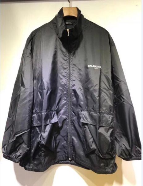 Г-жа мужская солнцезащитная одежда новый горячий летний Письмо печати ультра-тонкий дышащий пара солнцезащитная одежда бесплатная доставка
Г-жа мужская солнцезащитная одежда новый горячий летний Письмо печати ультра-тонкий дышащий пара солнцезащитная одежда бесплатная доставка