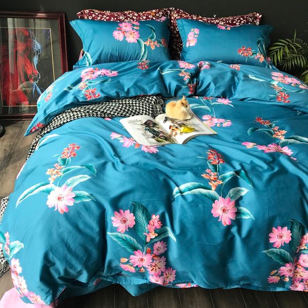 100% 60s egypt cotton bule floral bedding set king size peacock pattern bedlinen duvet cover bed sheet pillowcases
100% 60s egypt cotton bule floral bedding set king size peacock pattern bedlinen duvet cover bed sheet pillowcases