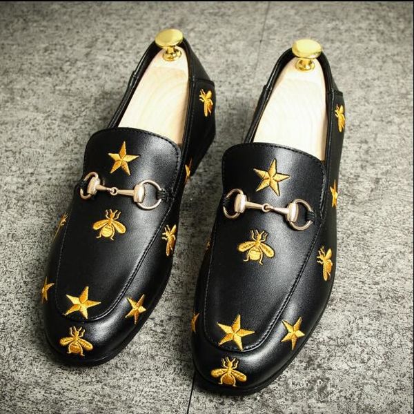 Sapatos clássicos jiazhenguan
Sapatos clássicos jiazhenguan