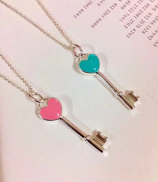2018 Luxurious style S925 Sterling Silver and brand name pendant necklace with key shpae in blue and pink enamel for women wedding gift jewe
2018 Luxurious style S925 Sterling Silver and brand name pendant necklace with key shpae in blue and pink enamel for women wedding gift jewe