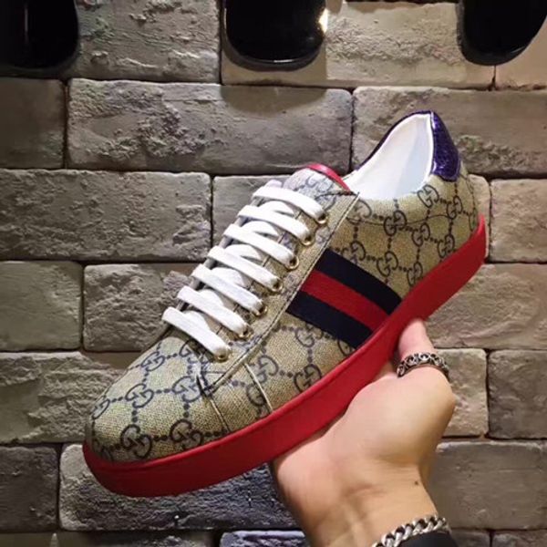 2018gg europe new trend classic red bottom casual men's shoe kanye west genuine leather casual shoes duck size 38--46, Black
2018gg europe new trend classic red bottom casual men's shoe kanye west genuine leather casual shoes duck size 38--46, Black