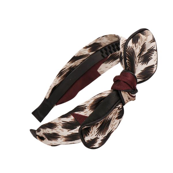 новый дизайн аксессуары мода леопард лук узел hairband женщины волосы головы обруч сладкие девушки волосы оголовье
новый дизайн аксессуары мода леопард лук узел hairband женщины волосы головы обруч сладкие девушки волосы оголовье