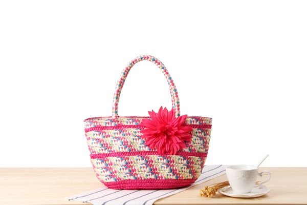 оптовая 2018 небольшой платок красочные полосы соломенная сумка великолепный моделирование цветы ручной мешок праздник пляжная сумка 
оптовая 2018 небольшой платок красочные полосы соломенная сумка великолепный моделирование цветы ручной мешок праздник пляжная сумка