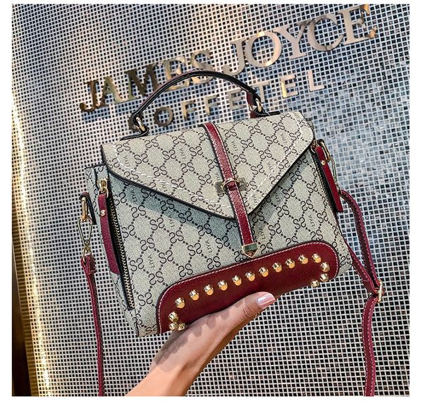 2018 women handbags shoulder leather fashion tote letters bags women messenger bag for ladies liya/6
2018 women handbags shoulder leather fashion tote letters bags women messenger bag for ladies liya/6