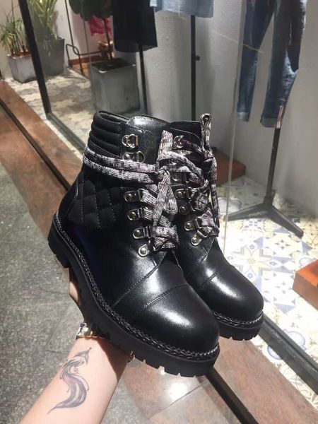women boots british style classic women motorcycle martin boots punk bandage autumn waterproof shoes black shoes plus size 35-40
women boots british style classic women motorcycle martin boots punk bandage autumn waterproof shoes black shoes plus size 35-40