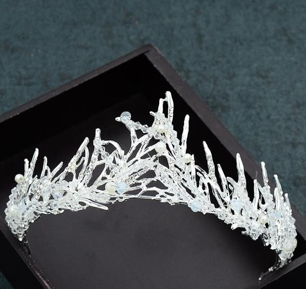 2018 brides crown wedding accessories wedding accessories princess headwear sweet birthday accessories, Silver
2018 brides crown wedding accessories wedding accessories princess headwear sweet birthday accessories, Silver