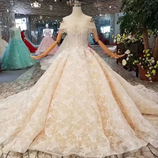 кисточкой свадебные платья женщин с плеча милая индивидуальные блестящие бисером кружева свадебные платья шампанское с длинным поездом, White
кисточкой свадебные платья женщин с плеча милая индивидуальные блестящие бисером кружева свадебные платья шампанское с длинным поездом, White