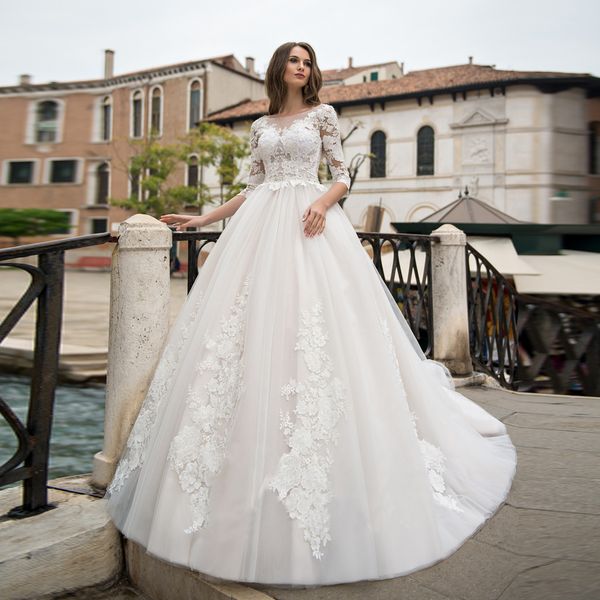 vestido de noiva 2019 long sleeve wedding dress appliques ball gowns white tulle lace bridaldress v-back beaded o-neck dress wedding
vestido de noiva 2019 long sleeve wedding dress appliques ball gowns white tulle lace bridaldress v-back beaded o-neck dress wedding