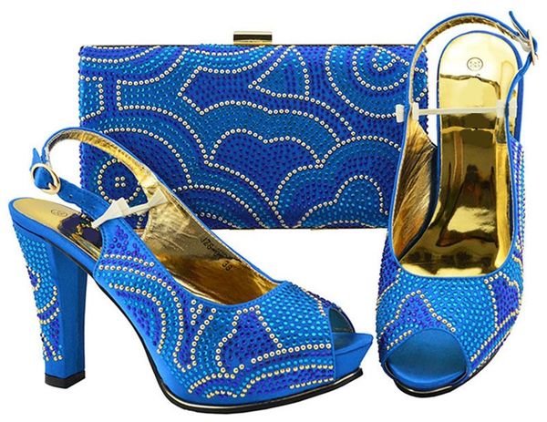 Nice looking royal blue women pumps with rhinestone design bag for dress african shoes match handbag set JZS-01
Nice looking royal blue women pumps with rhinestone design bag for dress african shoes match handbag set JZS-01